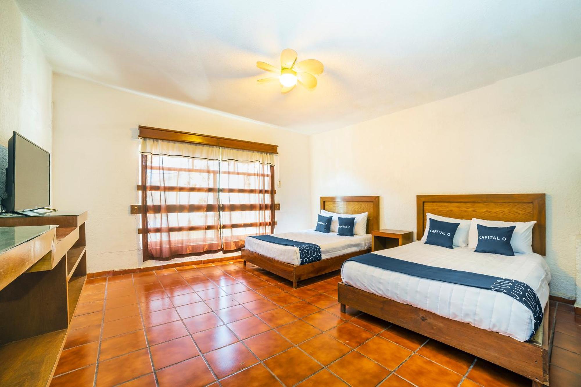 Capital O Hotel Casa Blanca Celaya  Luaran gambar