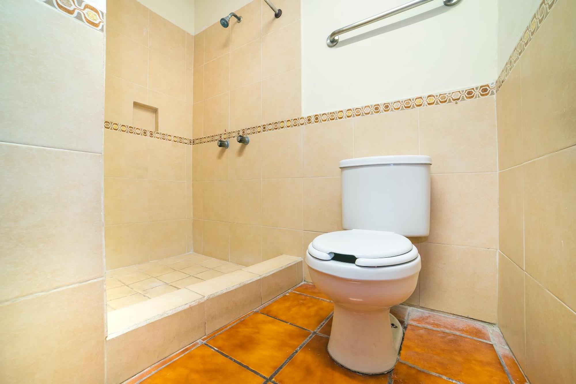 Capital O Hotel Casa Blanca Celaya  Luaran gambar