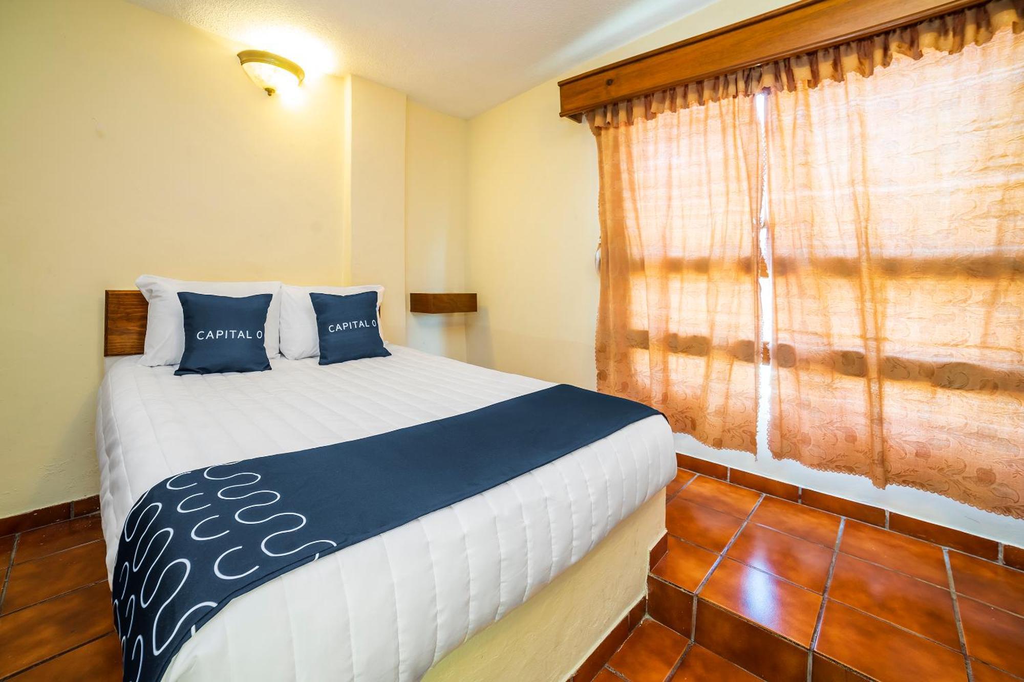 Capital O Hotel Casa Blanca Celaya  Luaran gambar