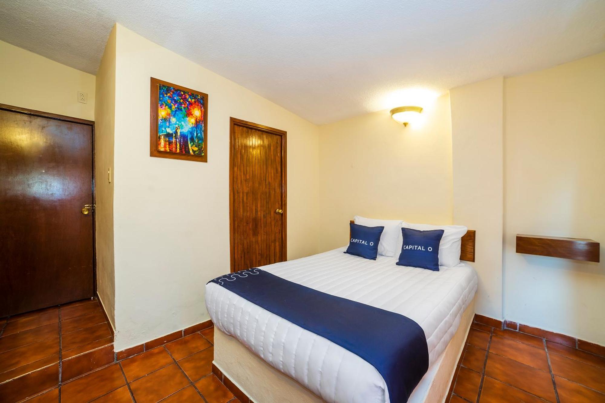 Capital O Hotel Casa Blanca Celaya  Luaran gambar